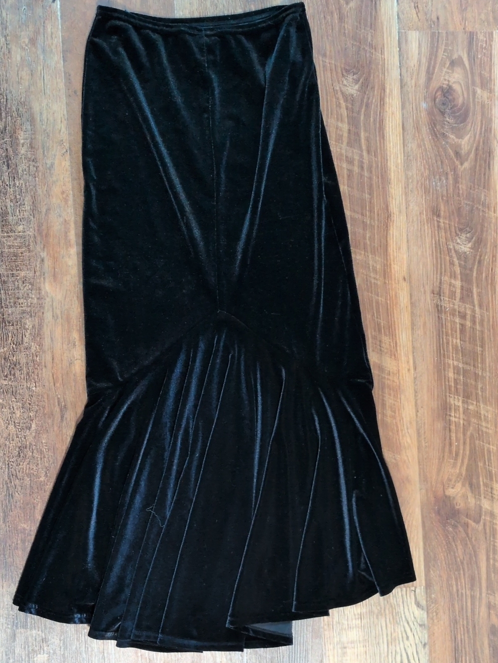 Joseph Ribkoff Velvet Mermaid Skirt